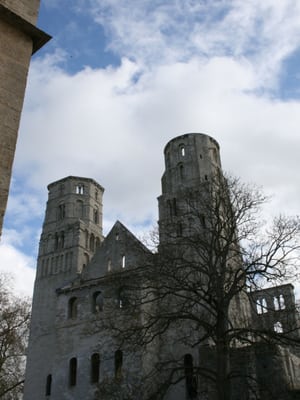 Abbaye de Jumièges by null