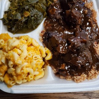 Seana's - Ox tail, mac & cheese, and collard greens - Caribbean Near Me - Orlando, Florida Seana's - Ox tail, mac & cheese, and collard greens - Caribbean Near Me - Orlando, Florida