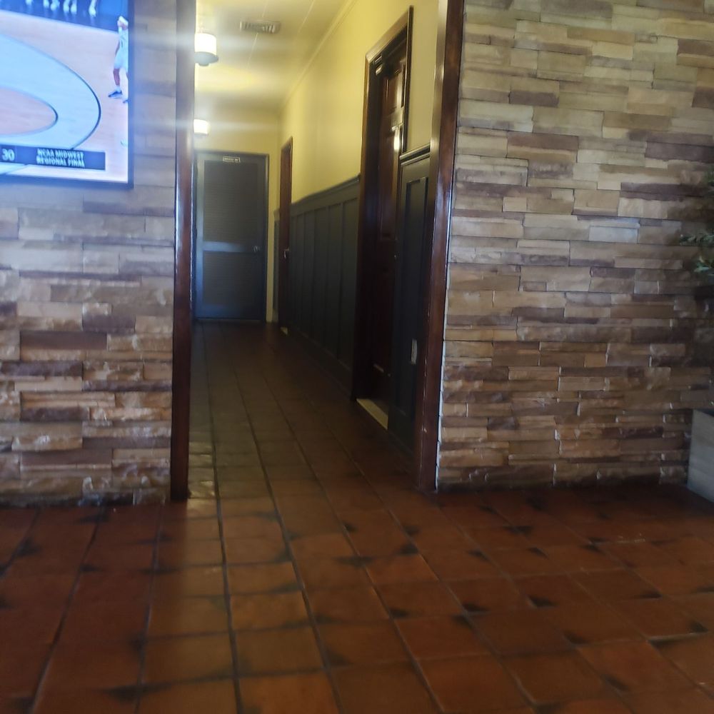 Chesapeake Pizza - Restrooms - Pizza Near Me - Chesapeake, Virginia