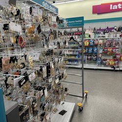 DD's Discounts