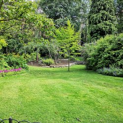 Beleza Lawn Care - Enjoy beautiful outdoor space with well-maintained lawn! #LawnCare #LawnServices #LawnMowing