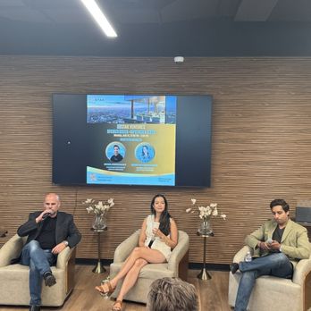 STAK Space - Franklin - Panel talk with Brian Sparkes - Shared Office Spaces Near Me - Oakland, California