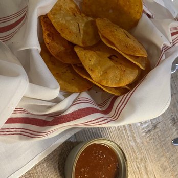 Mole Mexican Kitchen - Chips and salsa - Mexican Near Me - Sedona, Arizona Mole Mexican Kitchen - Chips and salsa - Mexican Near Me - Sedona, Arizona