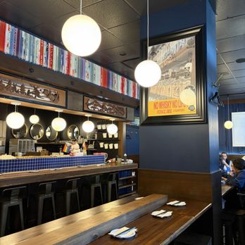 Rondo Japanese Kitchen - Bar section - Sushi Bars Near Me - Seattle, Washington Rondo Japanese Kitchen - Bar section - Sushi Bars Near Me - Seattle, Washington
