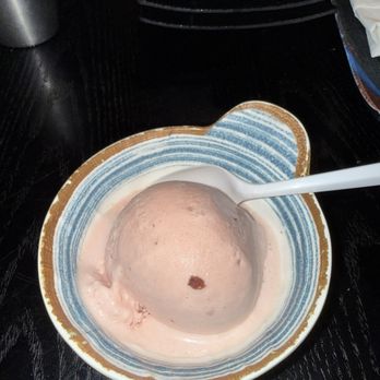 Sushi Kashiwa - Ice Cream Scoop (Strawberry) - Sushi Bars Near Me - Pacifica, California Sushi Kashiwa - Ice Cream Scoop (Strawberry) - Sushi Bars Near Me - Pacifica, California