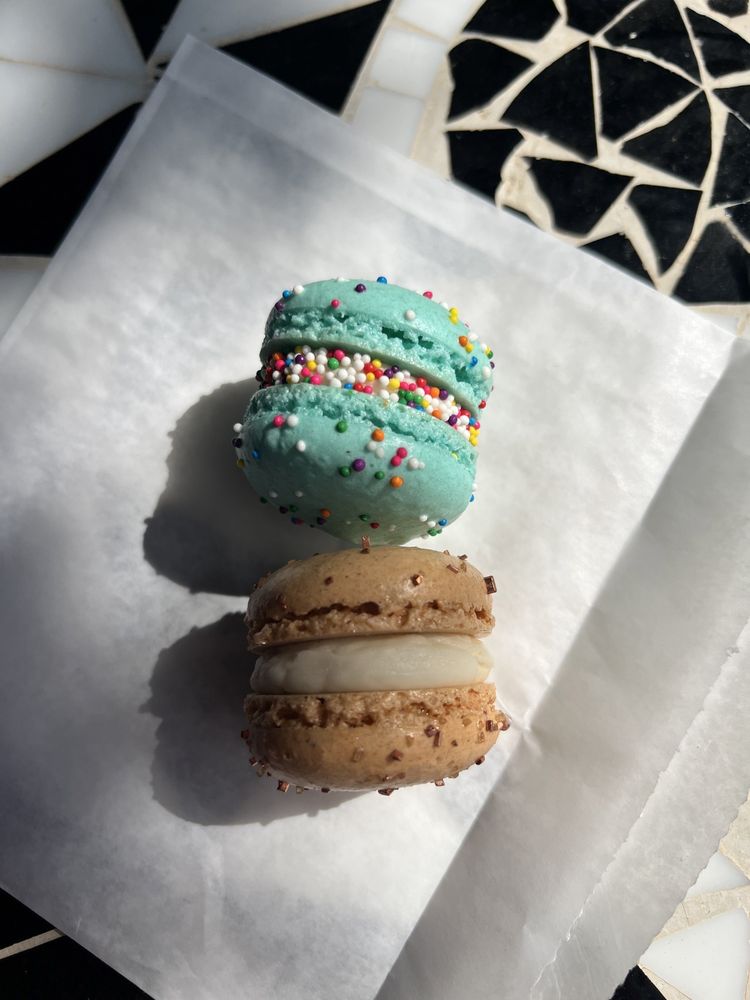 Short & Sweets Bakery Logo