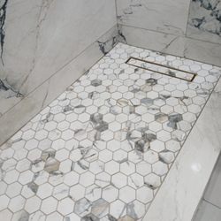805 Flooring Baths & Kitchens - Golden batht accessories