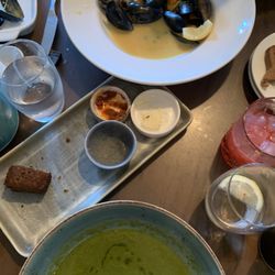 Sage - Mussels and leek soup
