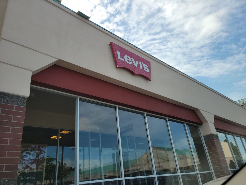 LEVI’S OUTLET STORE Updated October 2024 17 Reviews 450 N W 257th