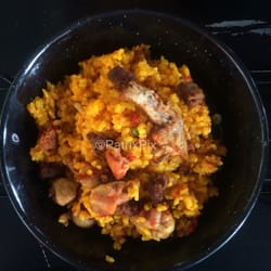 Hala Paella