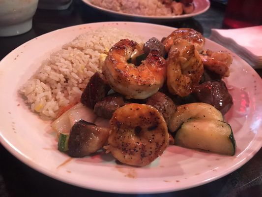 Yamato Hibachi Sushi New Castle, 2515 W State St, New Castle