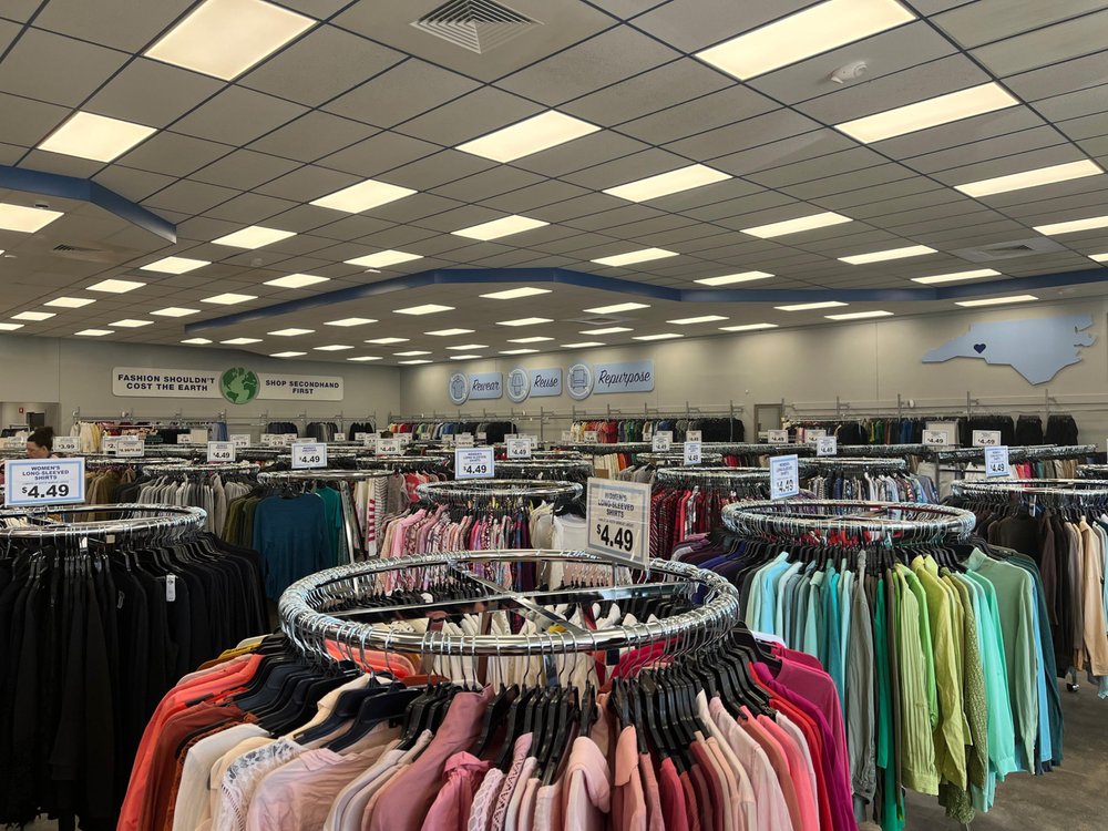 GOODWILL DENVER Updated October 2024 108 Highway 16 S, Denver