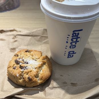 Latte Da - Flat white with tahini chocolate chip cookie - Coffee & Tea Near Me - Brooklyn, New York