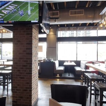 matchbox - Bar area - Pizza Near Me - Arlington, Virginia matchbox - Bar area - Pizza Near Me - Arlington, Virginia