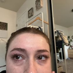 Aruna Threading Studio - The worst threaded eyebrows I've ever had... what even are these shapes? (Yes I cried)