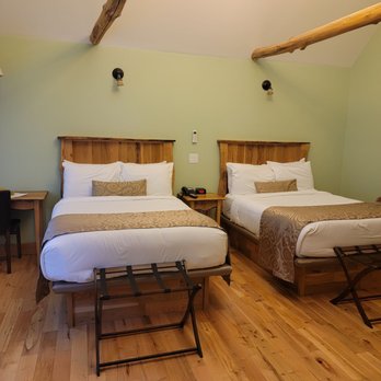Fenton Inn - Butterfly Room - Hotels Near Me - Roseland, Virginia Fenton Inn - Butterfly Room - Hotels Near Me - Roseland, Virginia