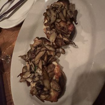 Piacere - Mozzarella e Funghi Crostini - Pizza Near Me - New York, New York Piacere - Mozzarella e Funghi Crostini - Pizza Near Me - New York, New York