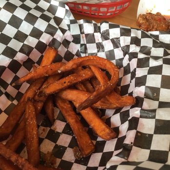 Drae's Lake Route - Chicken Wings Near Me - Seattle, Washington Drae's Lake Route - Chicken Wings Near Me - Seattle, Washington