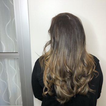 Capillos Salon - Hair Salons Near Me - Lynnwood, Washington Capillos Salon - Hair Salons Near Me - Lynnwood, Washington