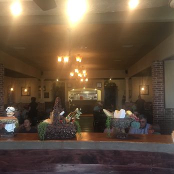 Pescaraz Italian Restaurant - Main Dinning area. It's got a great atmosphere. - Italian Near Me - Amarillo, Texas Pescaraz Italian Restaurant - Main Dinning area. It's got a great atmosphere. - Italian Near Me - Amarillo, Texas