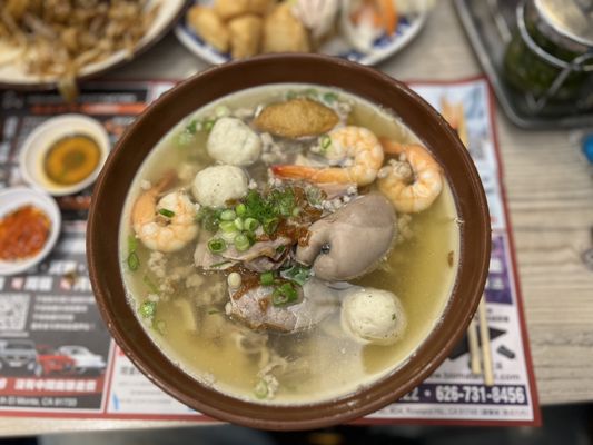 Kim Kee Noodle Cafe by null