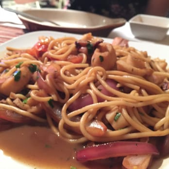 Incas Restaurant - The spaghetti: This one was a bit too salty and he calamari was too chewy - Peruvian Near Me - Key West, Florida Incas Restaurant - The spaghetti: This one was a bit too salty and he calamari was too chewy - Peruvian Near Me - Key West, Florida