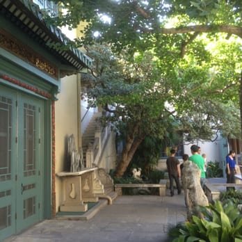 USC Pacific Asia Museum - Museum courtyard - Museums Near Me - Pasadena, California USC Pacific Asia Museum - Museum courtyard - Museums Near Me - Pasadena, California