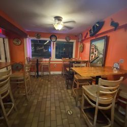 Rio Balsas Taqueria - Interior
