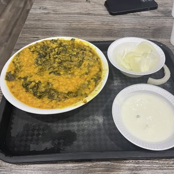 Ghareeb Nawaz - Palak Daal Lentils and Spinach - Indian Near Me - Chicago, Illinois