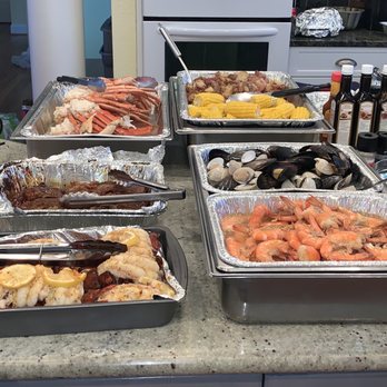 Outer Banks Clam Bakes - Clam bake - Personal Chefs Near Me - Kitty Hawk, North Carolina