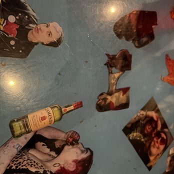 Blind Bob's - Table art - Pubs Near Me - Dayton, Ohio