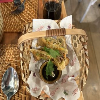 Giggling Squid - Duck rolls - Thai Near Me - Portsmouth, POR Giggling Squid - Duck rolls - Thai Near Me - Portsmouth, POR