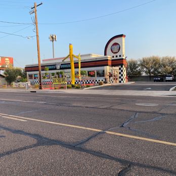 Lennys Burger - Lenny's 35 27th ave - Burgers Near Me - Phoenix, Arizona