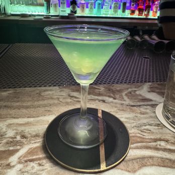 Lee's - Appletini, half sized cocktail - Cocktail Bars Near Me - Houston, Texas