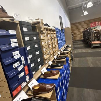 DSW Designer Shoe Warehouse - Shoe Stores Near Me - Temecula, California DSW Designer Shoe Warehouse - Shoe Stores Near Me - Temecula, California
