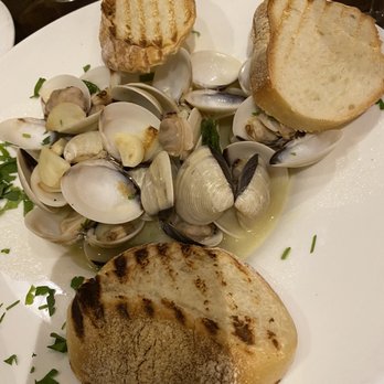 Table 87 - Brooklyn Heights - Short-neck Clams - Pizza Near Me - Brooklyn, New York Table 87 - Brooklyn Heights - Short-neck Clams - Pizza Near Me - Brooklyn, New York