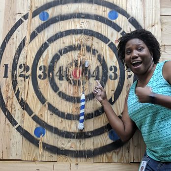 Class Axe Throwing - Axe Throwing Near Me - Jacksonville, Florida