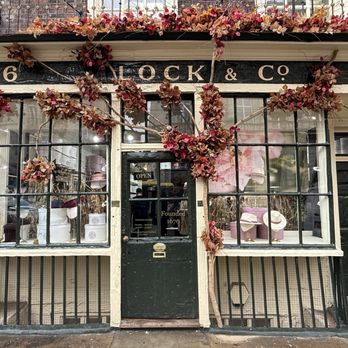 Lock & Co Hatters - Outside - Accessories Near Me - London, XGL