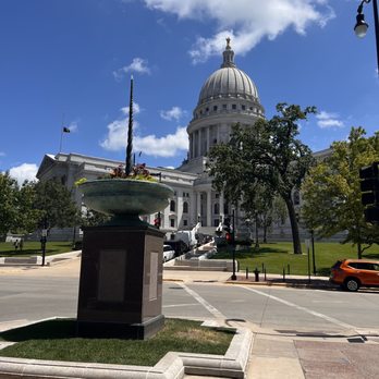 Art Fair On the Square - Festivals Near Me - Madison, Wisconsin