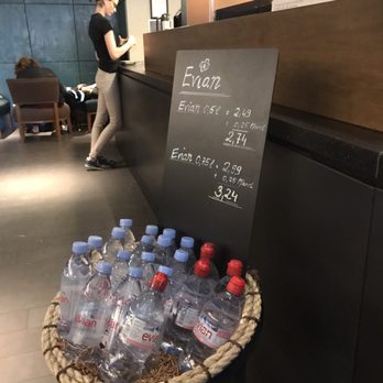 Starbucks - Coffee & Tea Near Me - Berlin, BE
