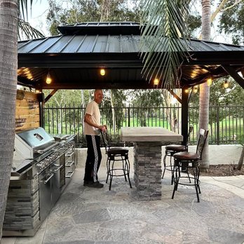 Mendoza Masonry - Finished BBQ Bar - Masonry/Concrete Near Me - Lake Forest, California Mendoza Masonry - Finished BBQ Bar - Masonry/Concrete Near Me - Lake Forest, California