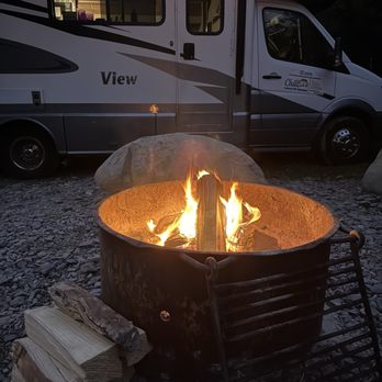 Chill RV - RV Front end and fire pit - RV Rental Near Me Chill RV - RV Front end and fire pit - RV Rental Near Me