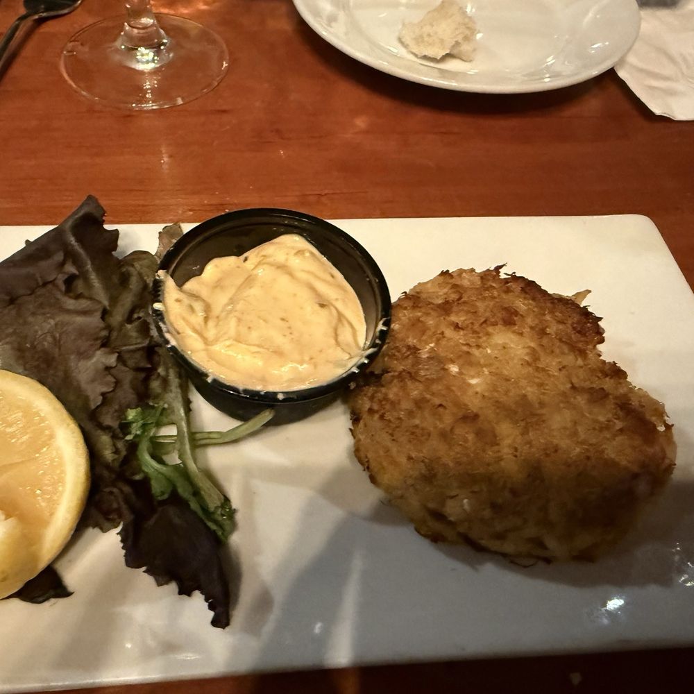 Boars Head Grill - Crab cake - Seafood Near Me - Savannah, Georgia Boars Head Grill - Crab cake - Seafood Near Me - Savannah, Georgia