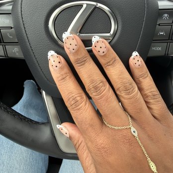 Umee Nails & Spa - Nail Salons Near Me - Brentwood, California Umee Nails & Spa - Nail Salons Near Me - Brentwood, California