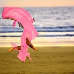 Pixture Perfect Productions - Image taken at Stinson Beach, CA for a professional dancer's portfolio