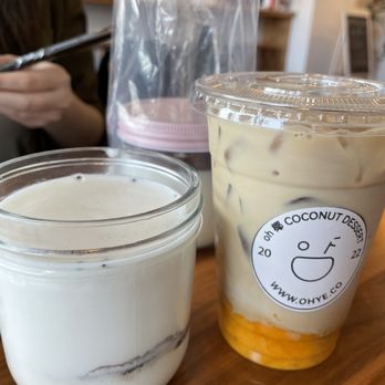 Oh Ye Coconut Desserts - Oreo Mochi coconut jelly, mango coconut latte - Desserts Near Me - Quincy, Massachusetts Oh Ye Coconut Desserts - Oreo Mochi coconut jelly, mango coconut latte - Desserts Near Me - Quincy, Massachusetts