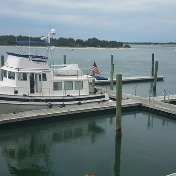 Dock House Restaurant - Best Veiw, Best Crew, and Best Brews... and it's Pet Friendly too! - Seafood Near Me - Beaufort, North Carolina