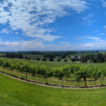 Chateau Chantal - Beautiful vineyard views - Bed & Breakfast Near Me - Traverse City, Michigan Chateau Chantal - Beautiful vineyard views - Bed & Breakfast Near Me - Traverse City, Michigan
