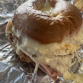 Bearded Bagel - Bulldog Breakfast - Food Trucks Near Me - Indianapolis, Indiana