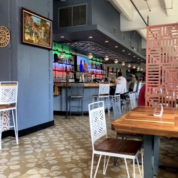 El Purepecha - Bar + more seating - Mexican Near Me - Philadelphia, Pennsylvania El Purepecha - Bar + more seating - Mexican Near Me - Philadelphia, Pennsylvania